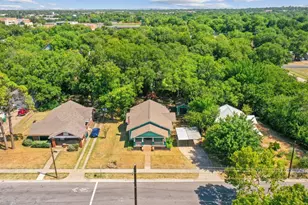 816 W Congress St, Denton, TX 76201 - Photo 38
