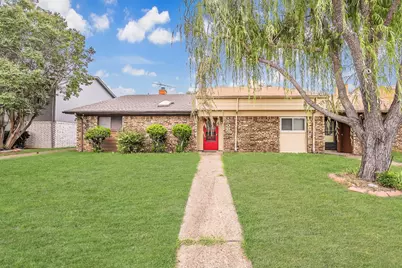 5003 Maryanna Way, North Richland Hills, TX 76180 - Photo 2