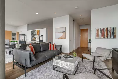 2430 Victory Park Lane #2607, Dallas, TX 75219 - Photo 8