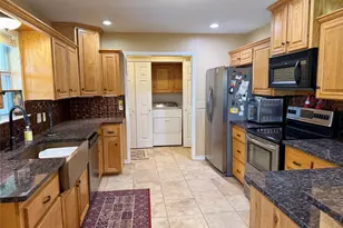 107 Ridgeview, Whitney, TX 76692 - Photo 4