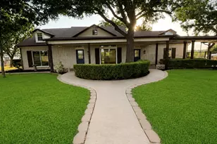 648 Co Rd 1591, Sunset, TX 76270 - Photo 2