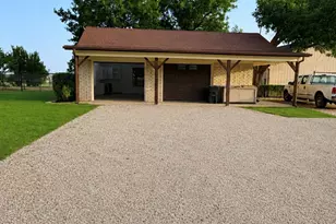 648 Co Rd 1591, Sunset, TX 76270 - Photo 18