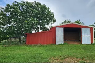 648 Co Rd 1591, Sunset, TX 76270 - Photo 22