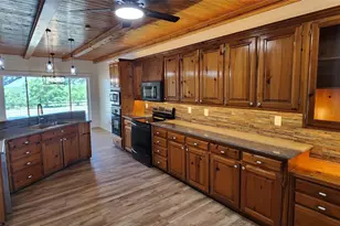 648 Co Rd 1591, Sunset, TX 76270 - Photo 10