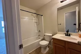 5733 Mirror Ridge Dr, Fort Worth, TX 76179 - Photo 12