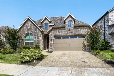 2005 Saints Row, Wylie, TX 75098 - Photo 2