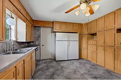 3721 Rock Creek Road, Whitesboro, TX 76273 - Photo 12