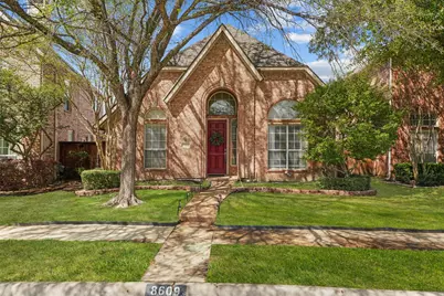 8609 Old Oak Drive, Irving, TX 75063 - Photo 2