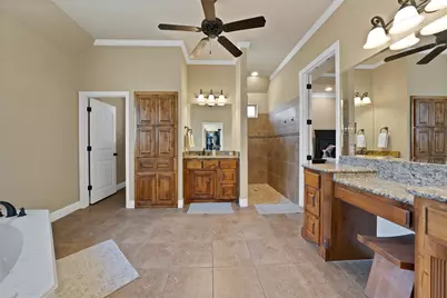 220 Pinnacle Peak Lane, Weatherford, TX 76087 - Photo 14