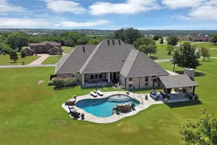 220 Pinnacle Peak Ln, Weatherford, TX 76087 - Photo 1