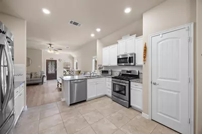 912 Gray Fox Drive, McKinney, TX 75071 - Photo 10