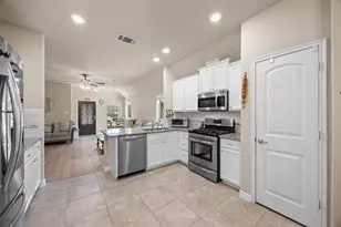 912 Gray Fox Dr, McKinney, TX 75071 - Photo 10
