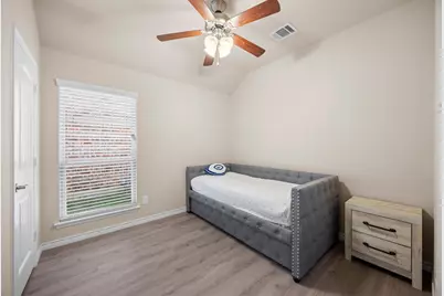 912 Gray Fox Drive, McKinney, TX 75071 - Photo 14