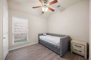912 Gray Fox Dr, McKinney, TX 75071 - Photo 14