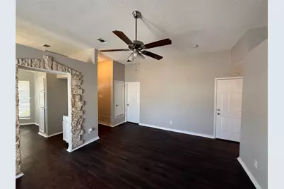 10206 Shayna Drive, Dallas, TX 75217 - Photo 4