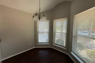 10206 Shayna Dr, Dallas, TX 75217 - Photo 8