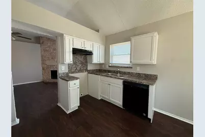10206 Shayna Drive, Dallas, TX 75217 - Photo 6