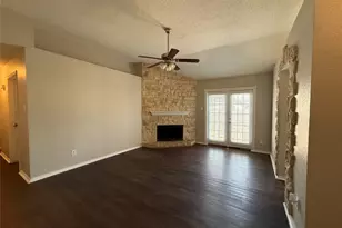 10206 Shayna Dr, Dallas, TX 75217 - Photo 2