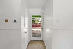 13545 Flagstone Ln, Dallas, TX 75240 - Photo 6