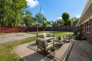 13545 Flagstone Ln, Dallas, TX 75240 - Photo 28
