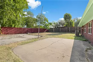 13545 Flagstone Ln, Dallas, TX 75240 - Photo 30