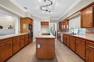 5108 Golden Ln, Fort Worth, TX 76123 - Photo 10