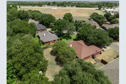 10127 Cougar Ridge Parkway, Waco, TX 76708 - Photo 6