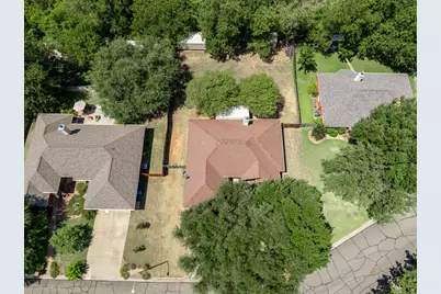 10127 Cougar Ridge Parkway, Waco, TX 76708 - Photo 4