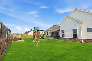 5692 County Rd 1093, Celeste, TX 75423 - Photo 32