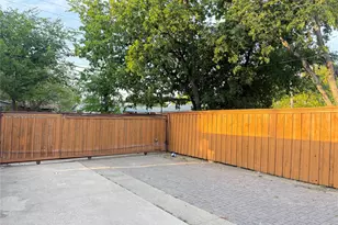 2319 Klondike Dr, Dallas, TX 75228 - Photo 26