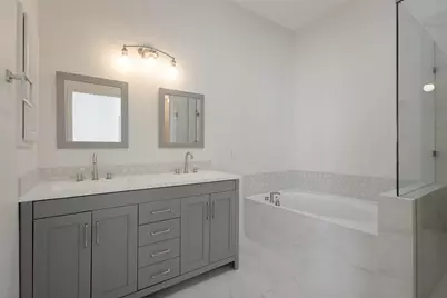 5525 Pebble Court, McKinney, TX 75072 - Photo 10