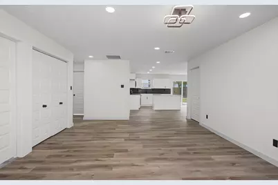 1101 Fouts Drive, Irving, TX 75061 - Photo 8