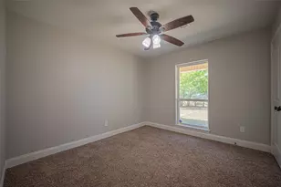 611 S Dallas St, Palmer, TX 75152 - Photo 14