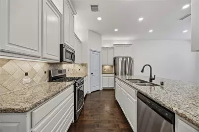 3922 Canton Jade Way, Arlington, TX 76005 - Photo 6