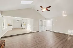 4900 Ridgeline Dr, Arlington, TX 76017 - Photo 6