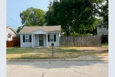 8512 Raymond Avenue, White Settlement, TX 76108 - Photo 2