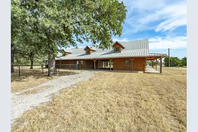 12116 E Fm 174, Bowie, TX 76230 - Photo 2
