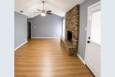 289 Casie Court, Denton, TX 76207 - Photo 4