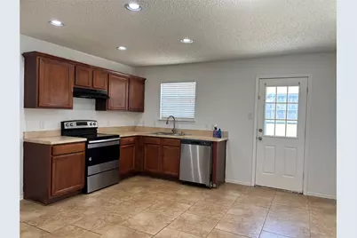 1657 S Knight Trail, Little Elm, TX 75036 - Photo 4