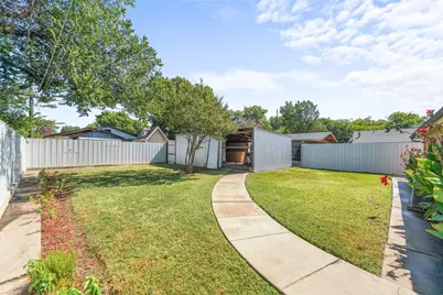 820 Russell Road, Everman, TX 76140 - Photo 18