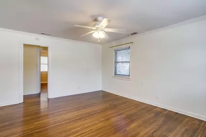 4713 Kilpatrick Avenue, Fort Worth, TX 76107 - Photo 6