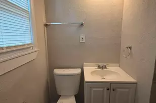6413 Lambeth Ln, Fort Worth, TX 76112 - Photo 14