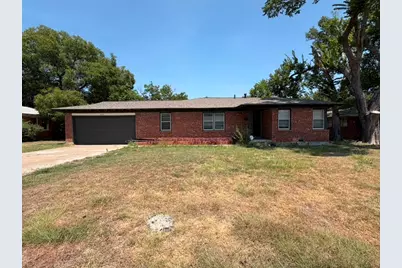 6413 Lambeth Lane, Fort Worth, TX 76112 - Photo 1