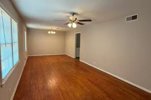 6413 Lambeth Ln, Fort Worth, TX 76112 - Photo 26