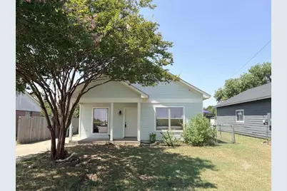 334 Peters Street, Waxahachie, TX 75165 - Photo 1