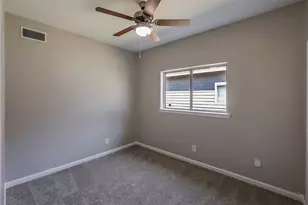 334 Peters St, Waxahachie, TX 75165 - Photo 14