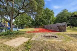 140 Towne W Dr, Lorena, TX 76655 - Photo 30