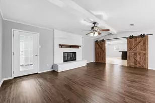140 Towne W Dr, Lorena, TX 76655 - Photo 2