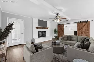 140 Towne W Dr, Lorena, TX 76655 - Photo 4