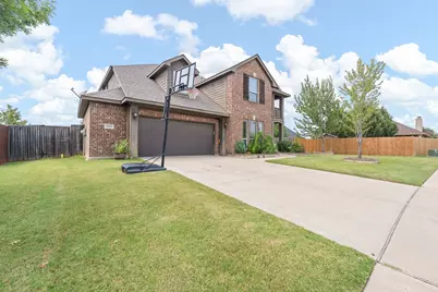 1112 Cardinal Ridge Road, Burleson, TX 76028 - Photo 2